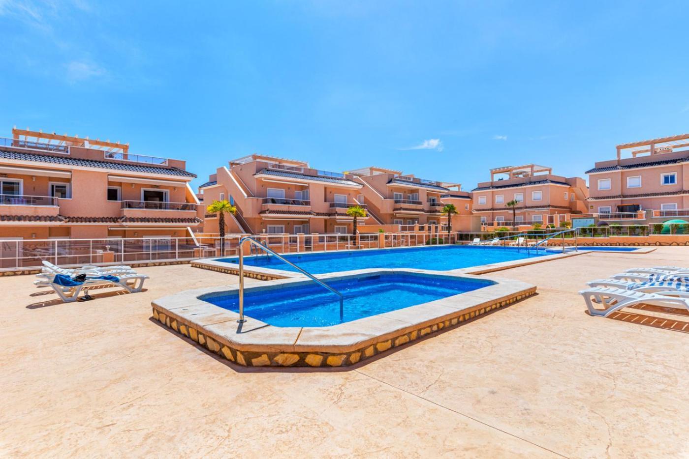 Apartments Punta Prima Indoor & Outdoor Pool Torrevieja Exterior photo